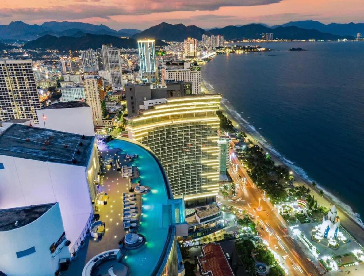 Panorama Beachfront Nha Trang Exterior foto