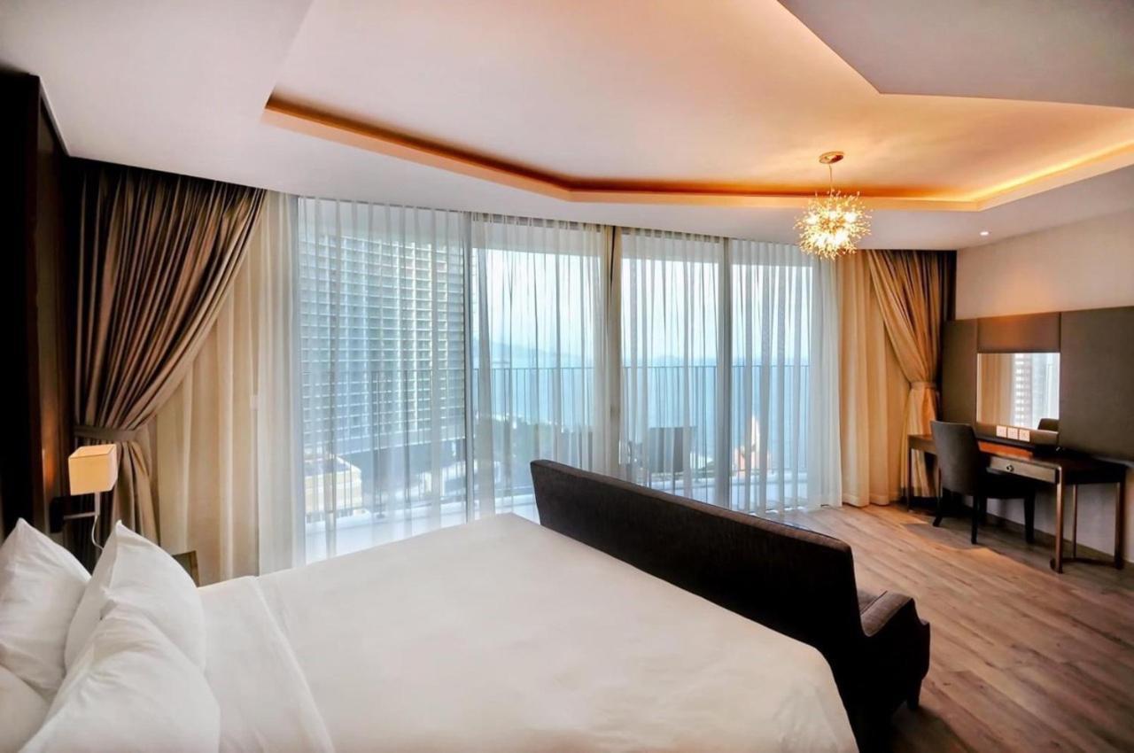 Panorama Beachfront Nha Trang Exterior foto