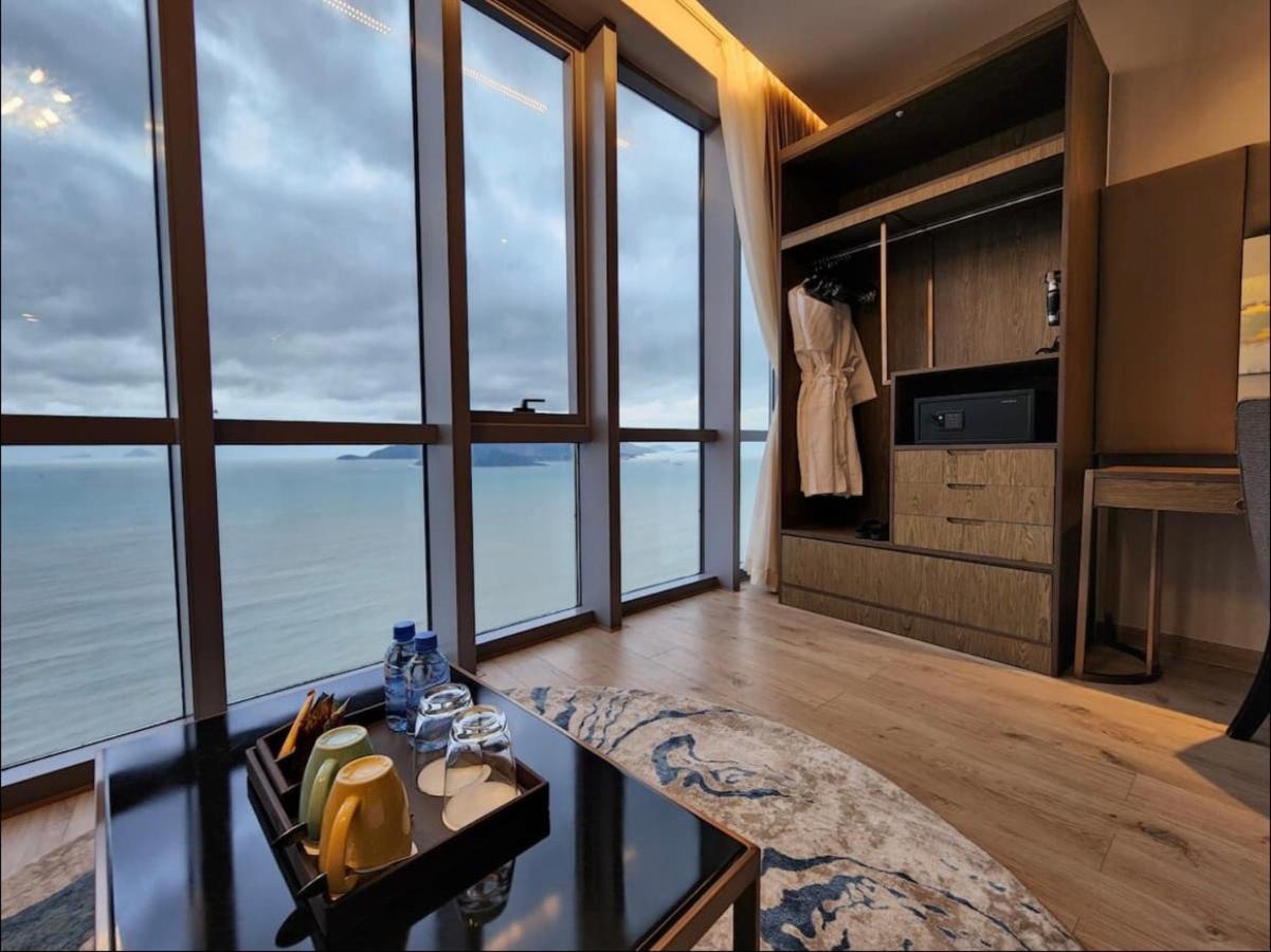Panorama Beachfront Nha Trang Exterior foto