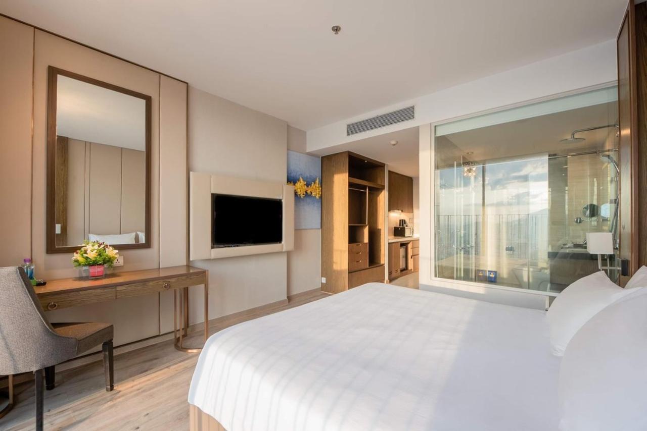 Panorama Beachfront Nha Trang Exterior foto